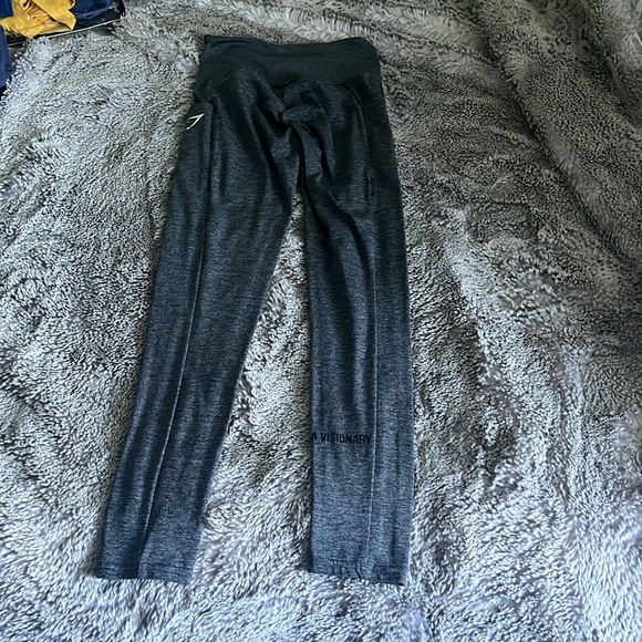 Gym shark leggings - Picture 4 of 8